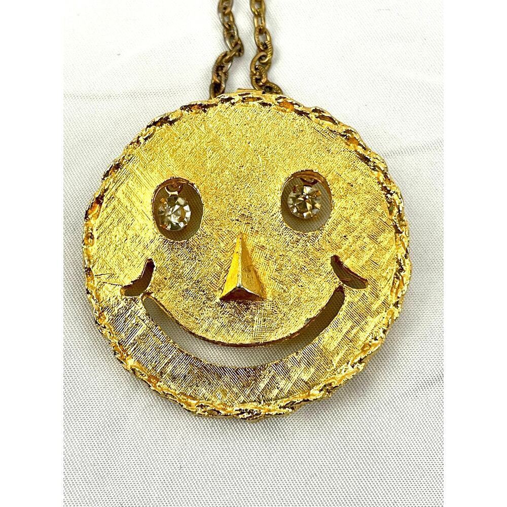 VTG Gold Happy‎ Smile Face Pin Brooch Rhinestone Dangle Eyes With Necklace Chain